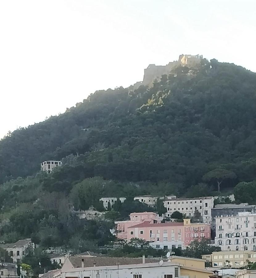 Viatorretta4 Bed & Breakfast Salerno Dış mekan fotoğraf